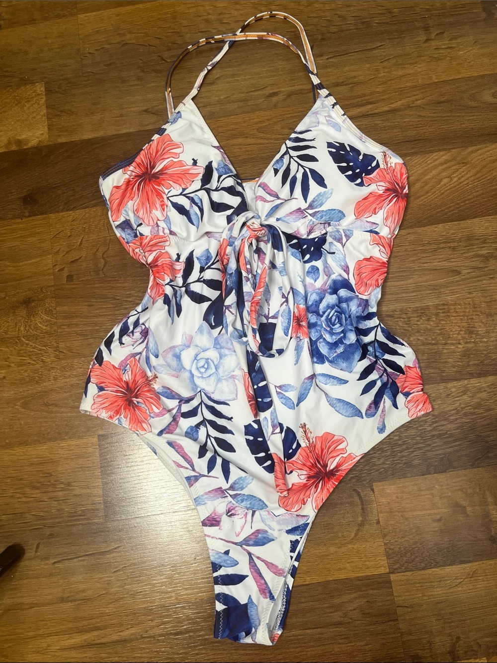CupShe Floral One-Piece Swimsuit in White with Coral and Navy NWT Size XXL